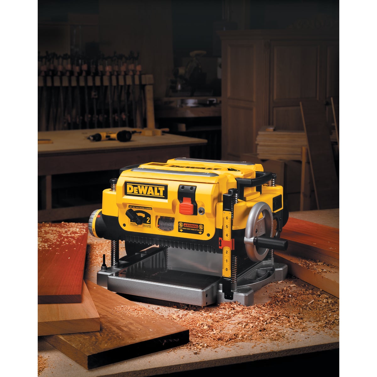 DEWALT 13 In. Three Knife Two-Speed Portable Planer - Anderson Lumber