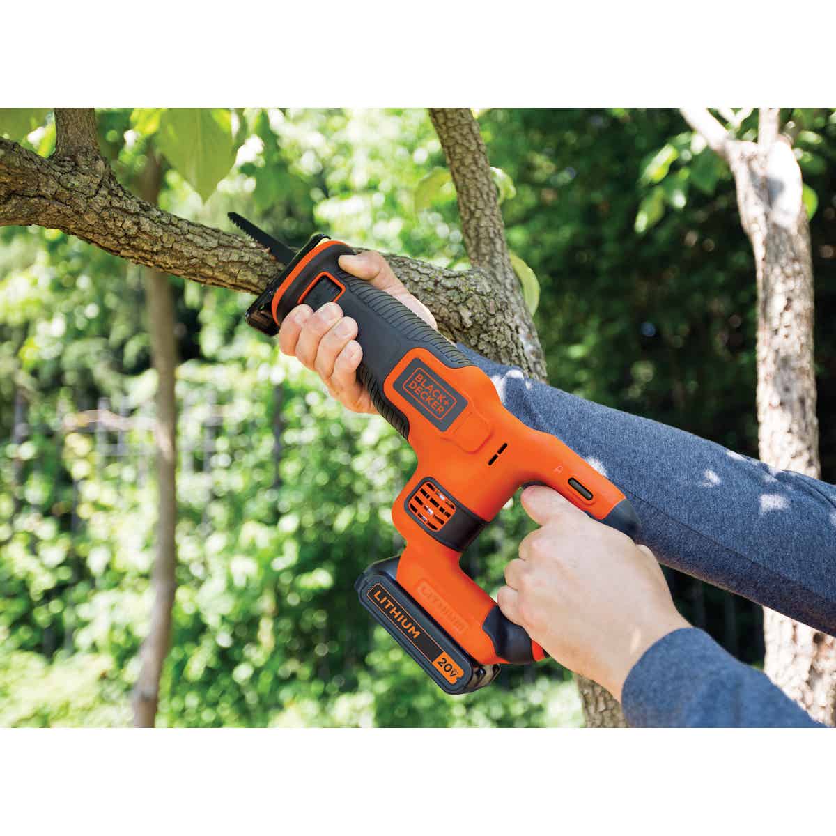 Black Decker 20 Volt MAX Lithium Ion Cordless Reciprocating Saw